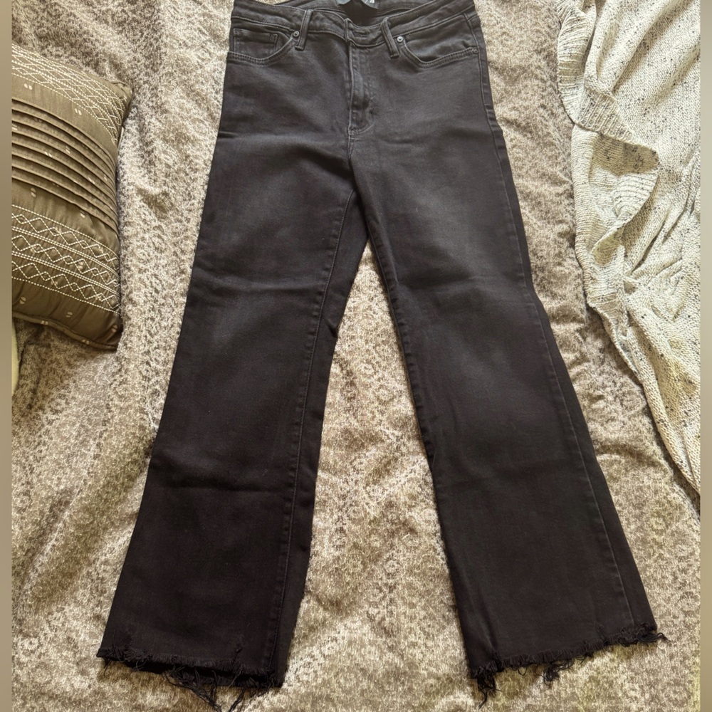 High-waisted Black Denim Flare jeans